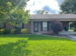 1699 Vance Rd, Grenada, MS 38901