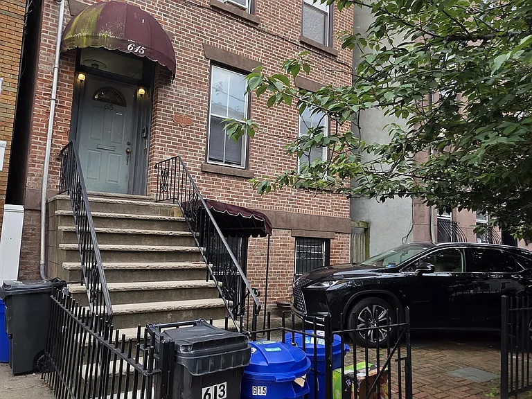 Park ave front