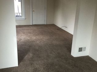32 Dean St NW, Grand Rapids, MI 49505