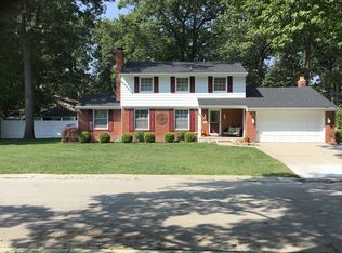 3003 Monticello Dr, Port Huron, MI 48060