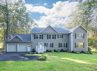 43 Moose Hill Rd, Trumbull, CT 06611