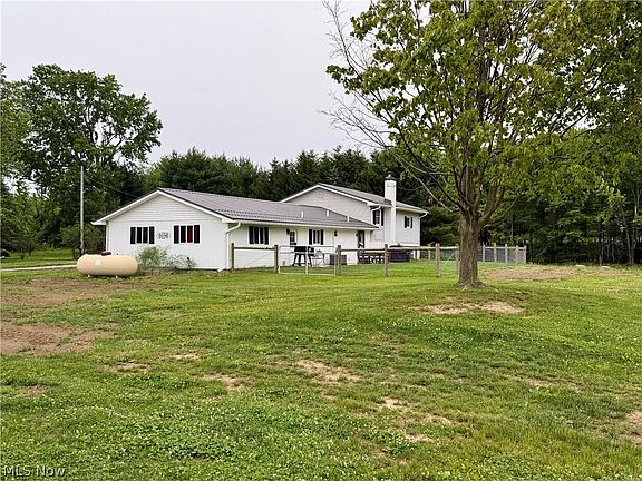 3rd image of 6852 Graham Rd