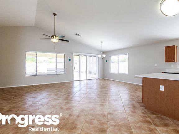 3rd image of 13129 W Mauna Loa Ln
