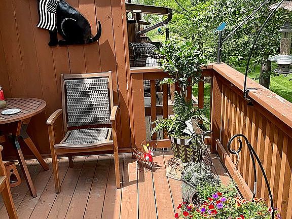 New custom made cedar deck