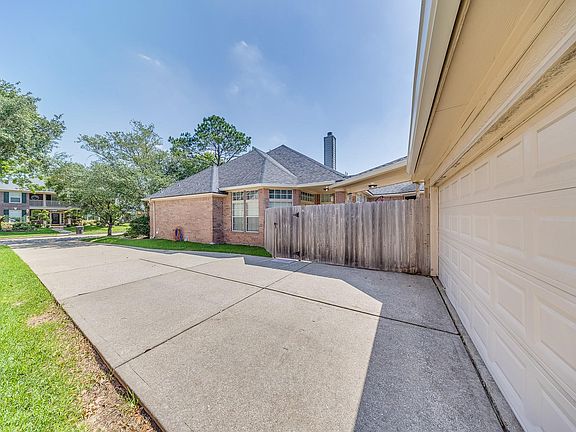 5th image of 4314 N Pine Brook Way
