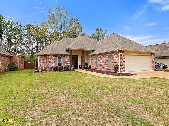 2nd image of 128 Meadowcreek Dr
