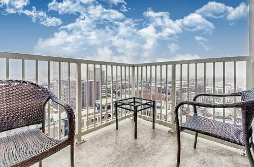 3930 N Pine Grove Ave #1501 — Photo 8