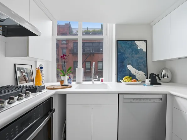 240 Centre Street image 8 of 19