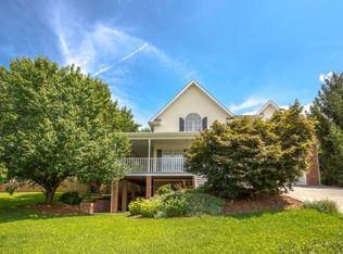 107 Brittany Dr, Gray, TN 37615