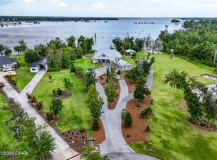 9701 Summer Creek Dr, Southport, FL 32409