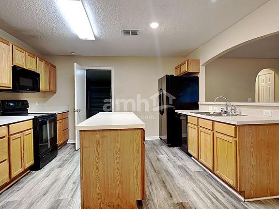 3rd image of 2126 Wiley Oaks Ln
