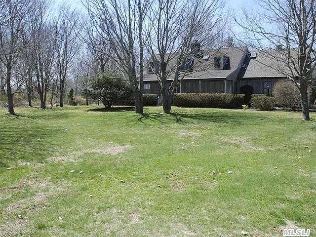 1st image of 605 Parkview Ln