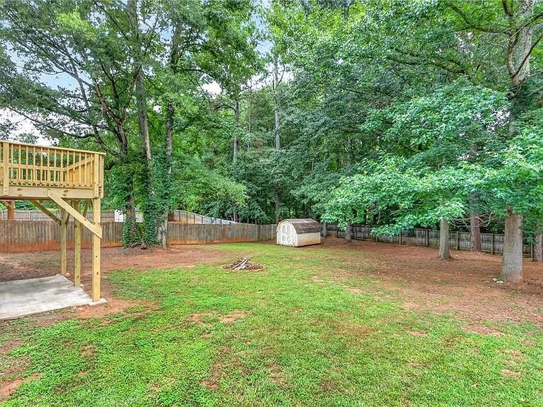 4554 Darrowby Dr — Photo 36