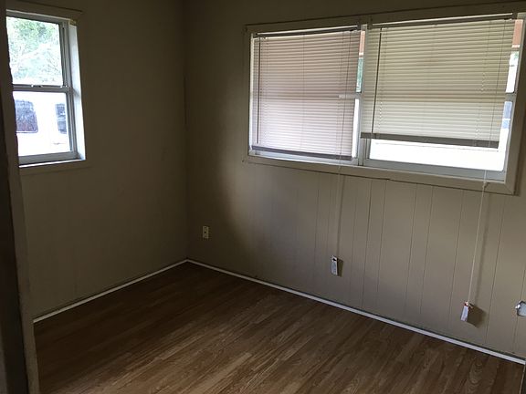 4th image of 2027 Hunter St