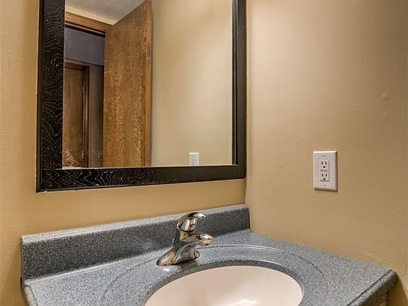 3rd image of 5116 S 162nd Ave