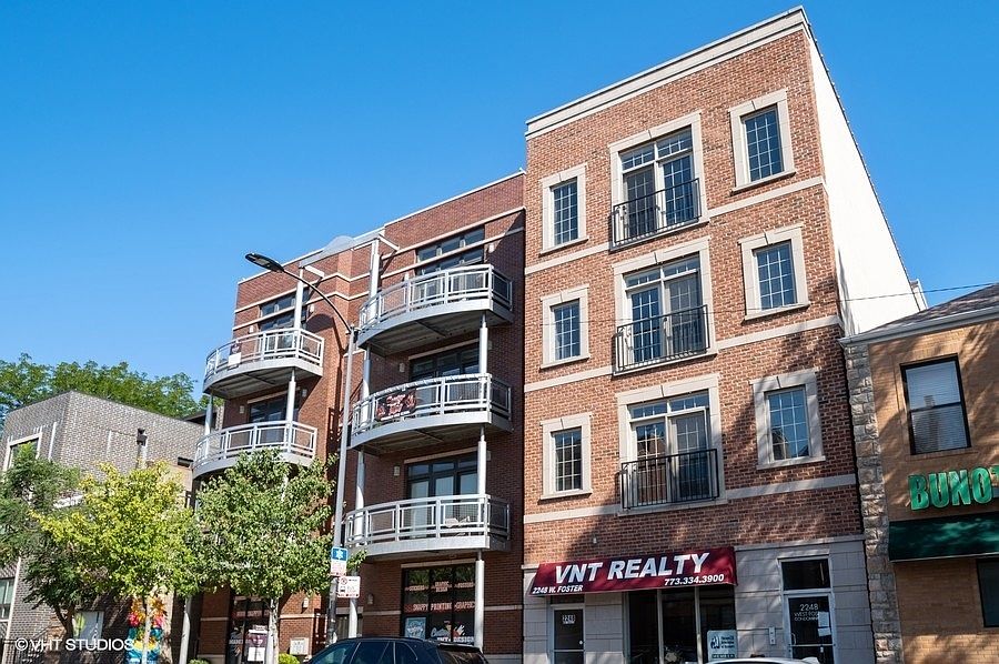 1st image of 2248 W Foster Ave #P-3