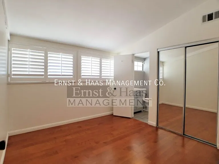 3310 E Curry St — Photo 28