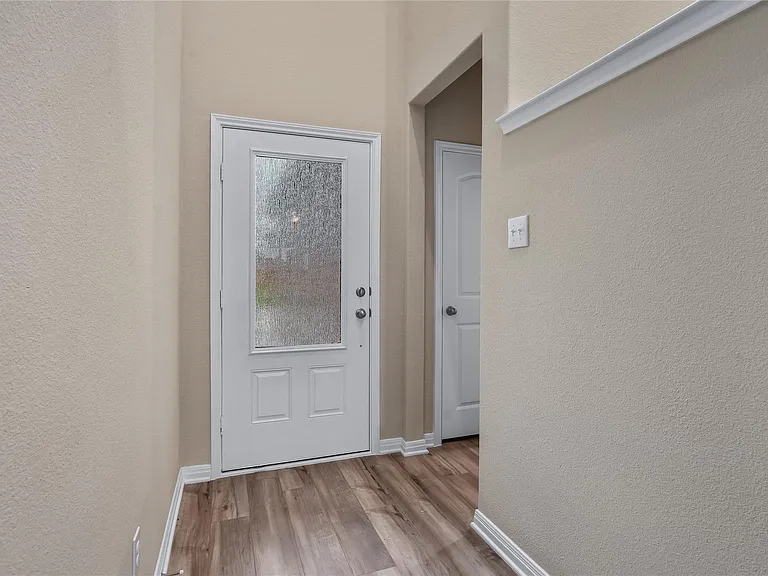 290 Moonstone Way — Photo 5
