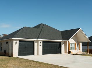 932 Red Cedar Pl, Avoca, AR 72711
