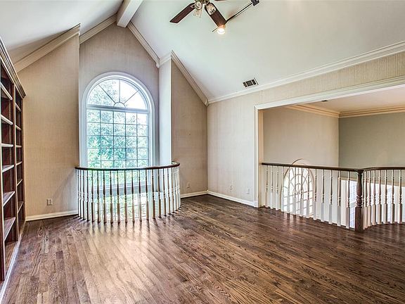 4th image of 7424 Glenshannon Cir