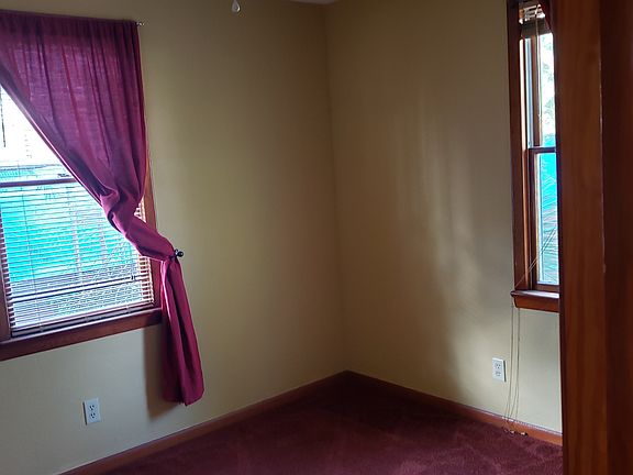 5th image of 57 E Bayshore Dr