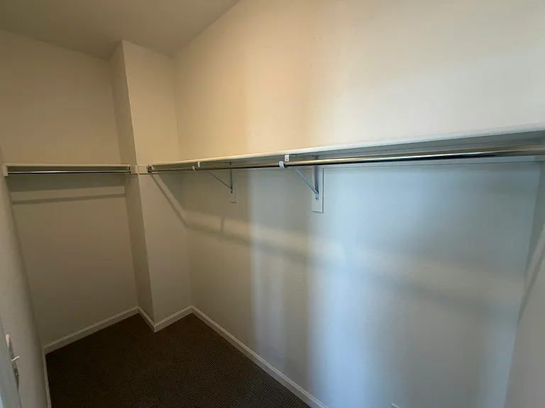 1940 S Poplar Ct — Photo 17