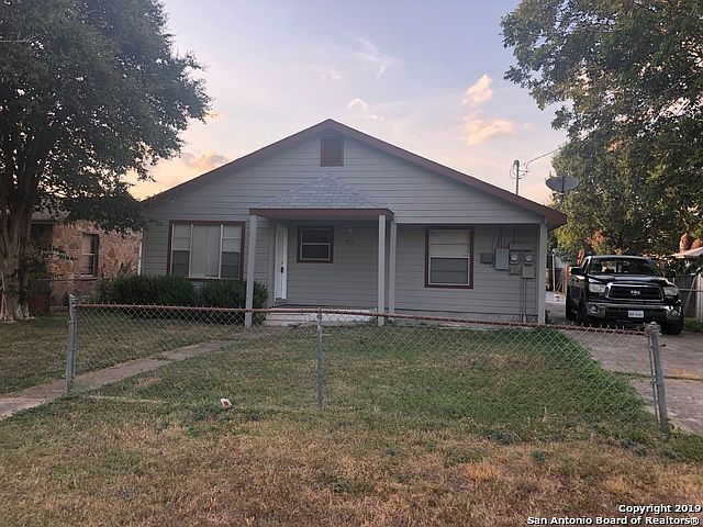 1st image of 1211 W Formosa Blvd