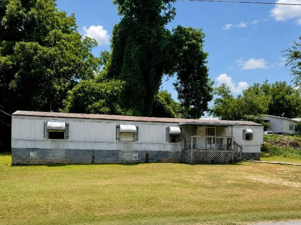 102 Raymond Rd, Abbeville, SC 29620