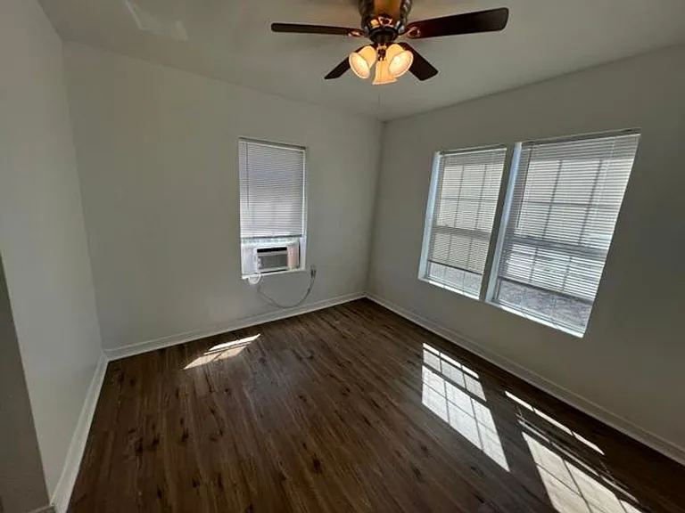 3631 W Salinas St — Photo 5