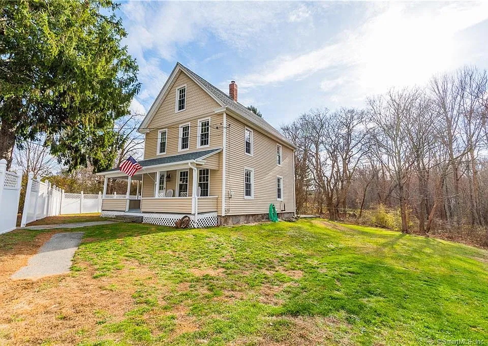 290 Boston Post Rd