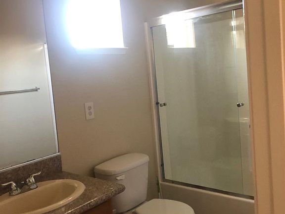 5th image of 4001 E Nichols Ave