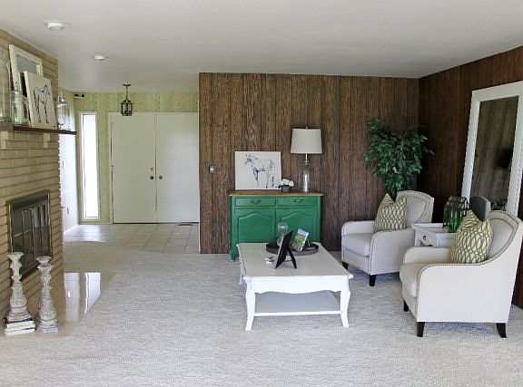 4th image of 785 Village Way