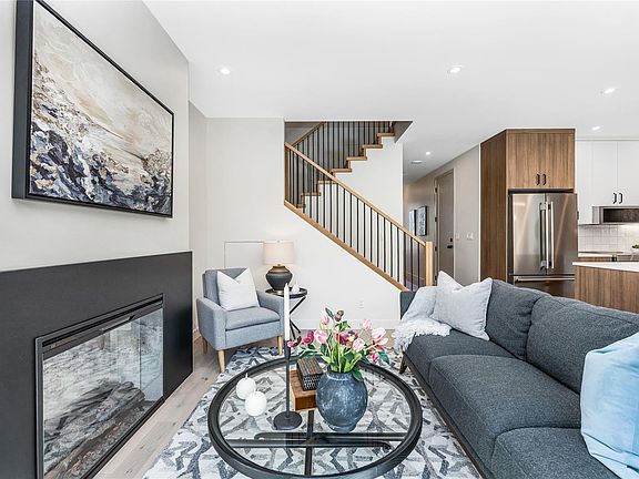 5th image of 3333 Henderson Rd #4