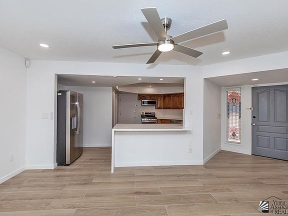 3rd image of 2174 S Del Valle Way