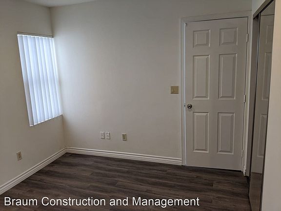 5th image of 1415 S Centinela Ave #8707058
