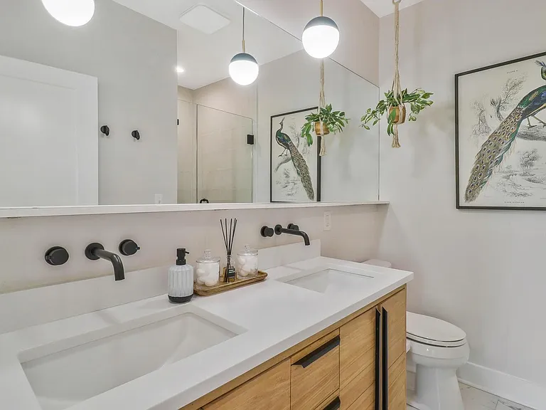 1151 Oates St NE #2 — Photo 25