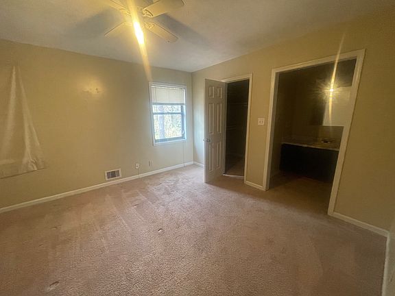 5th image of 852-854 Yorkshire Ln #1