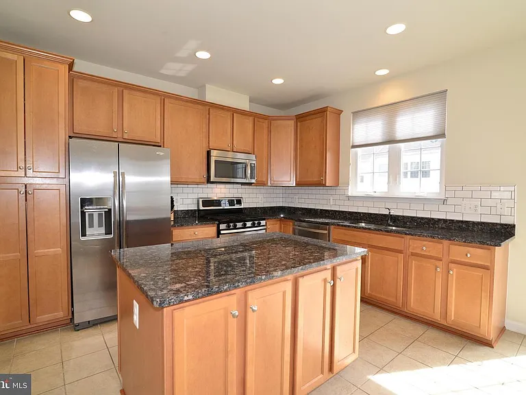 25496 Schooley Mill Ter — Photo 3