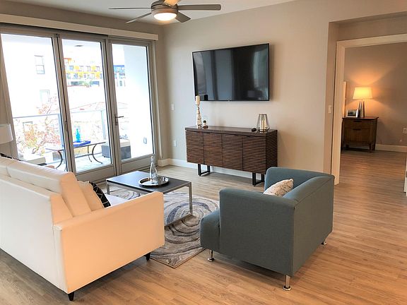 2nd image of 535 India St #302