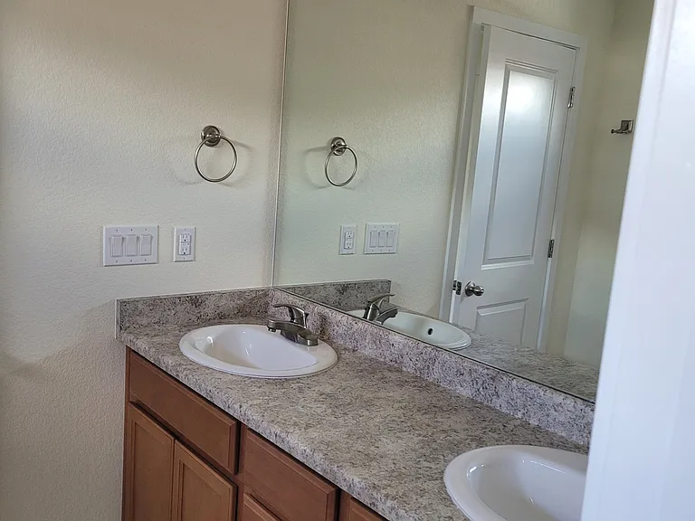 887 E 98th Ave #1101 — Photo 26