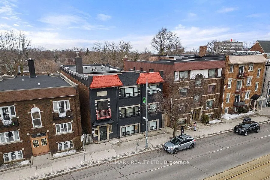 Building Photo - 595 Saint Clair Ave W #11