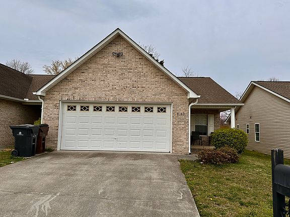 2nd image of 3369 Cummins Ln
