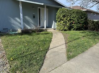 663 Cordelia Dr, Santa Rosa, CA 95405