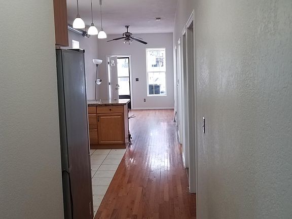 4th image of 273 Galapago St