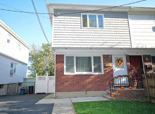 109 Summit Ave, Staten Island, NY 10306