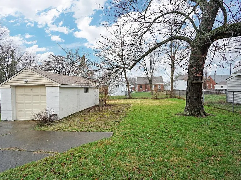 4140 Oleary Ave — Photo 17