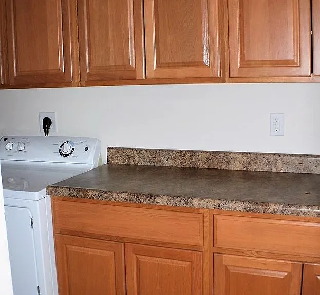 460 Cameron Way — Photo 19