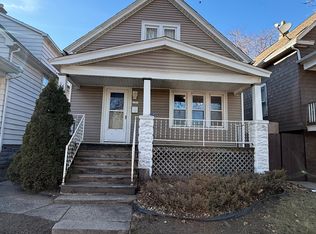 2727 S 14th St, Milwaukee, WI