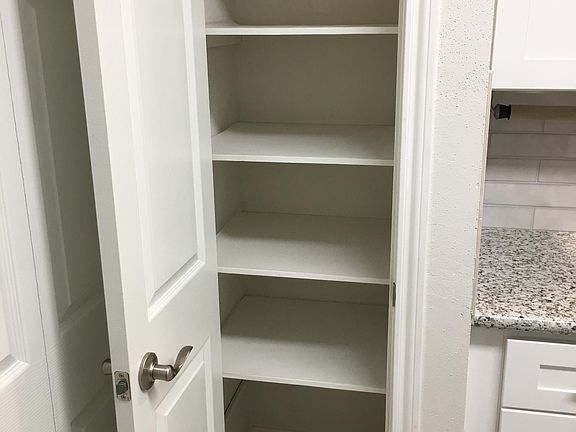 5th image of 13906 Montaigne Dr