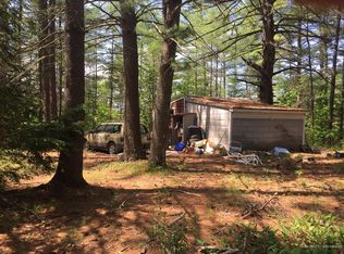10 Peterson Rd, Raymond, ME 04071
